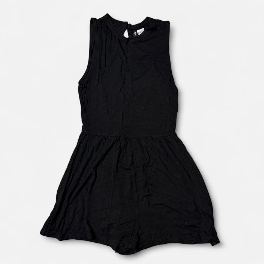 Divided H&M Black Sleeveless Open Keyhole Back Romper Size 4 Small